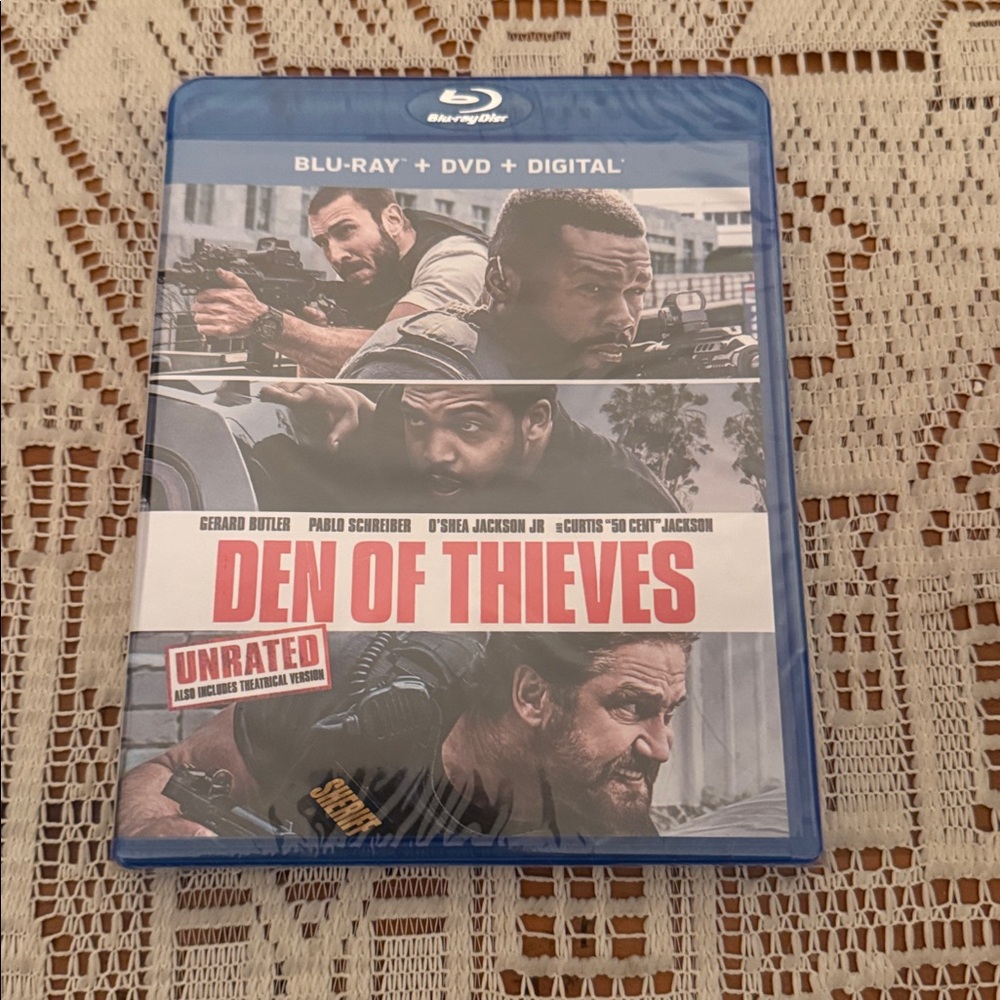 Den of Thieves Blu-ray Disc Sealed